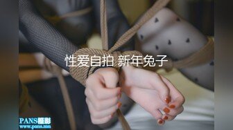 [MP4/ 727M] 眼镜轻熟女美少妇，夫妻之间沙发上啪啪做爱花式玩黑蝴蝶传教士内射，最后洗澡